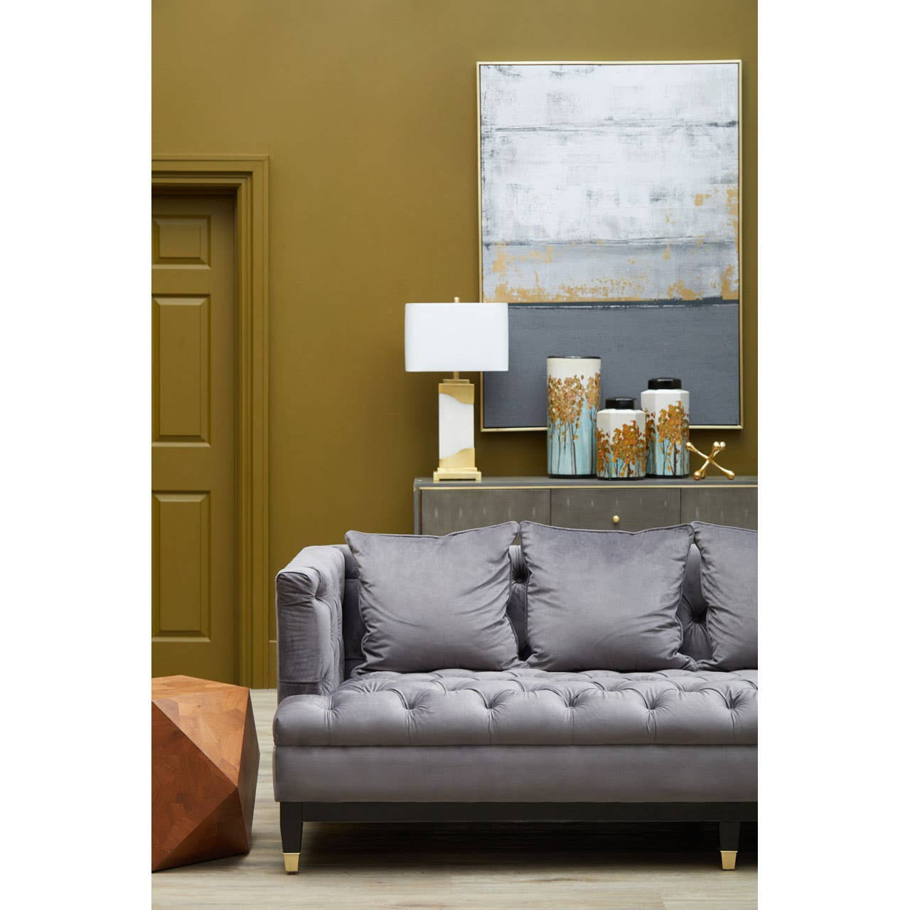 Maren Table Lamp in White Marble and Gold